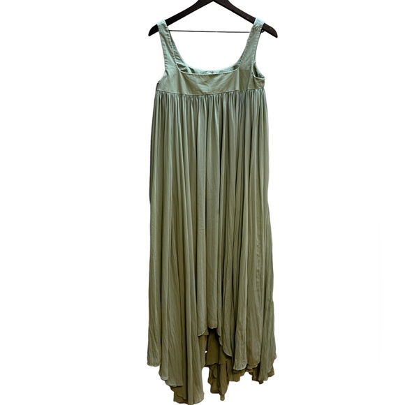 Bibhu Mohapatra Collective
Green Empire Maxi size 4 - Picture 6 of 15